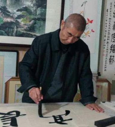 唐庭伯
