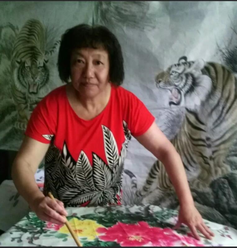 张洪德